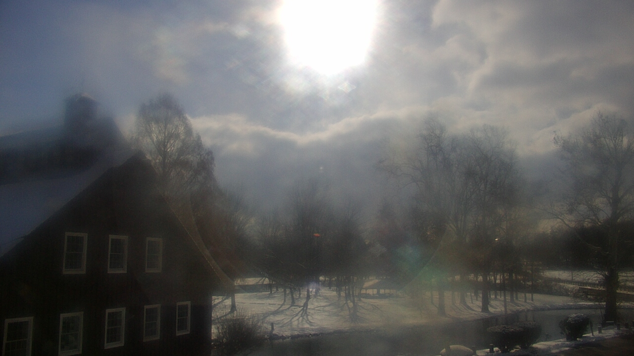 Thumbnail for current weather camera view from Velvet Ice Cream in Utica, Ohio