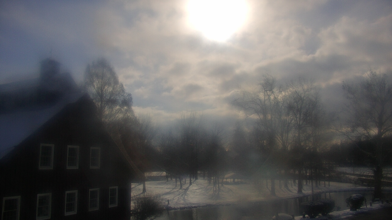 Thumbnail for current weather camera view from Velvet Ice Cream in Utica, Ohio