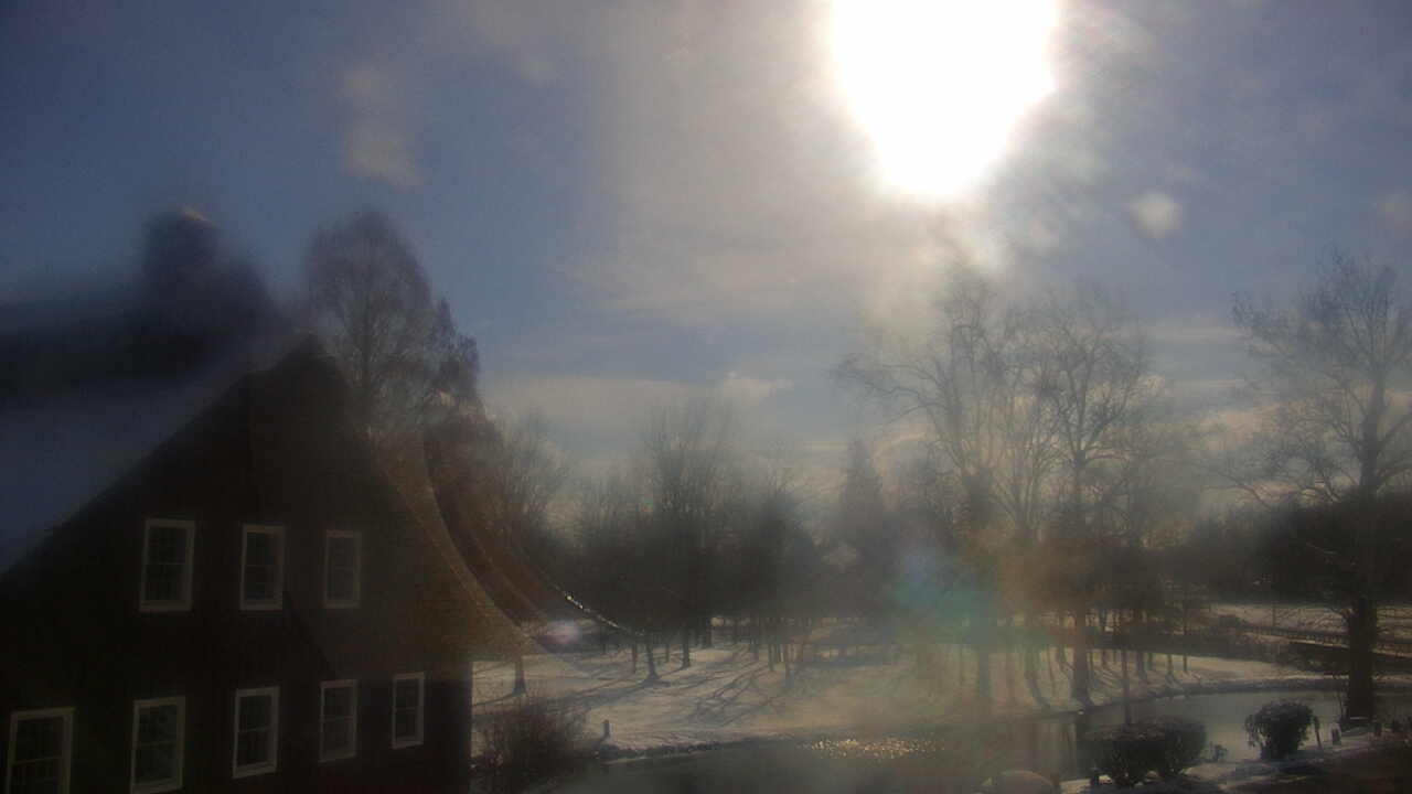 Thumbnail for current weather camera view from Velvet Ice Cream in Utica, Ohio