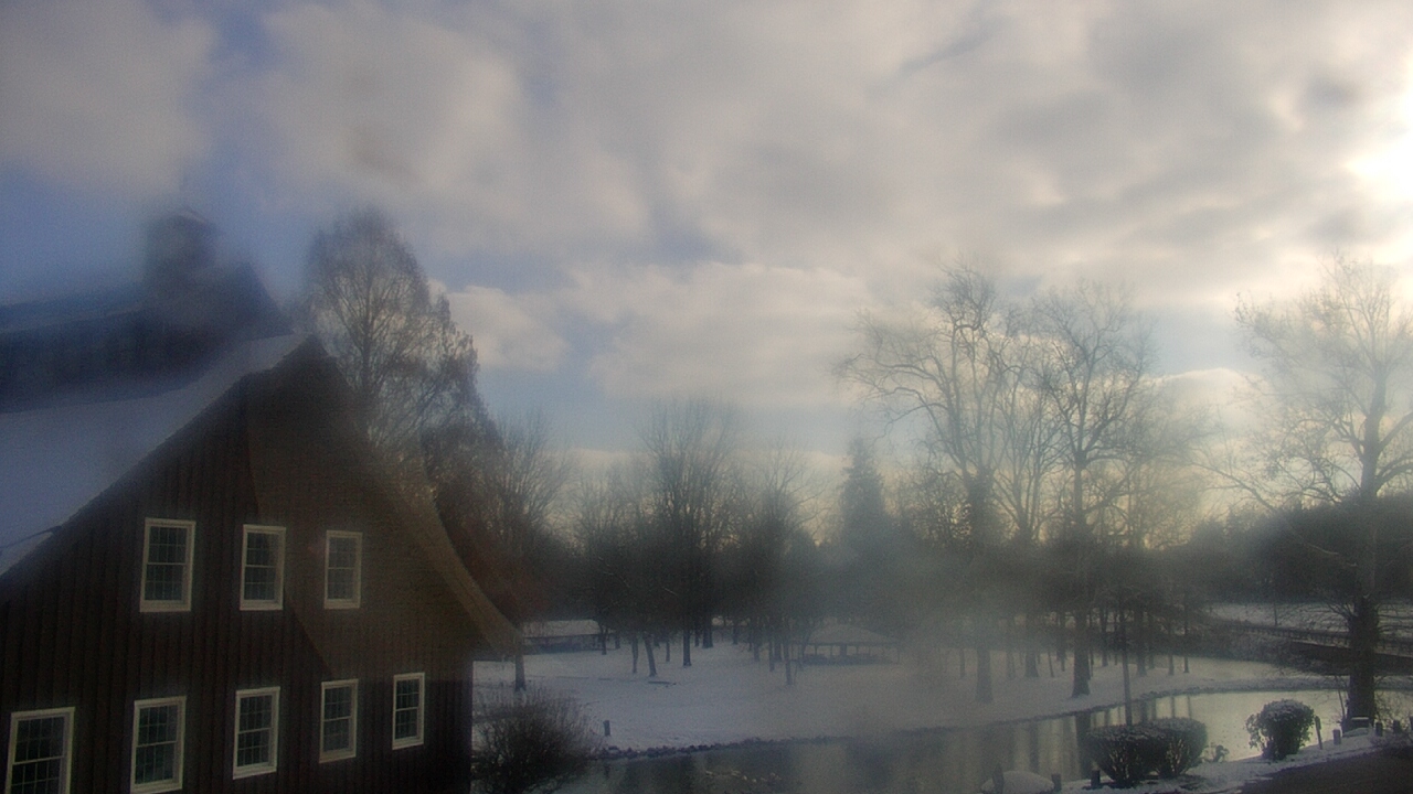 Thumbnail for current weather camera view from Velvet Ice Cream in Utica, Ohio