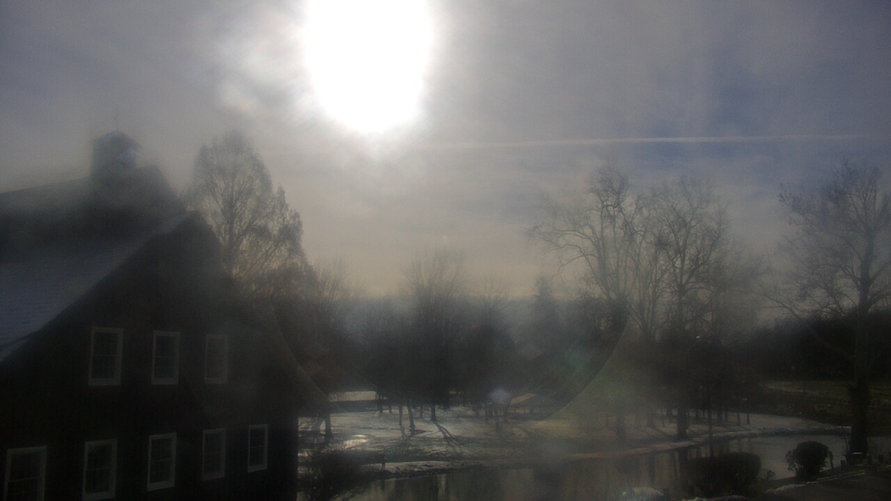 Thumbnail for current weather camera view from Velvet Ice Cream in Utica, Ohio