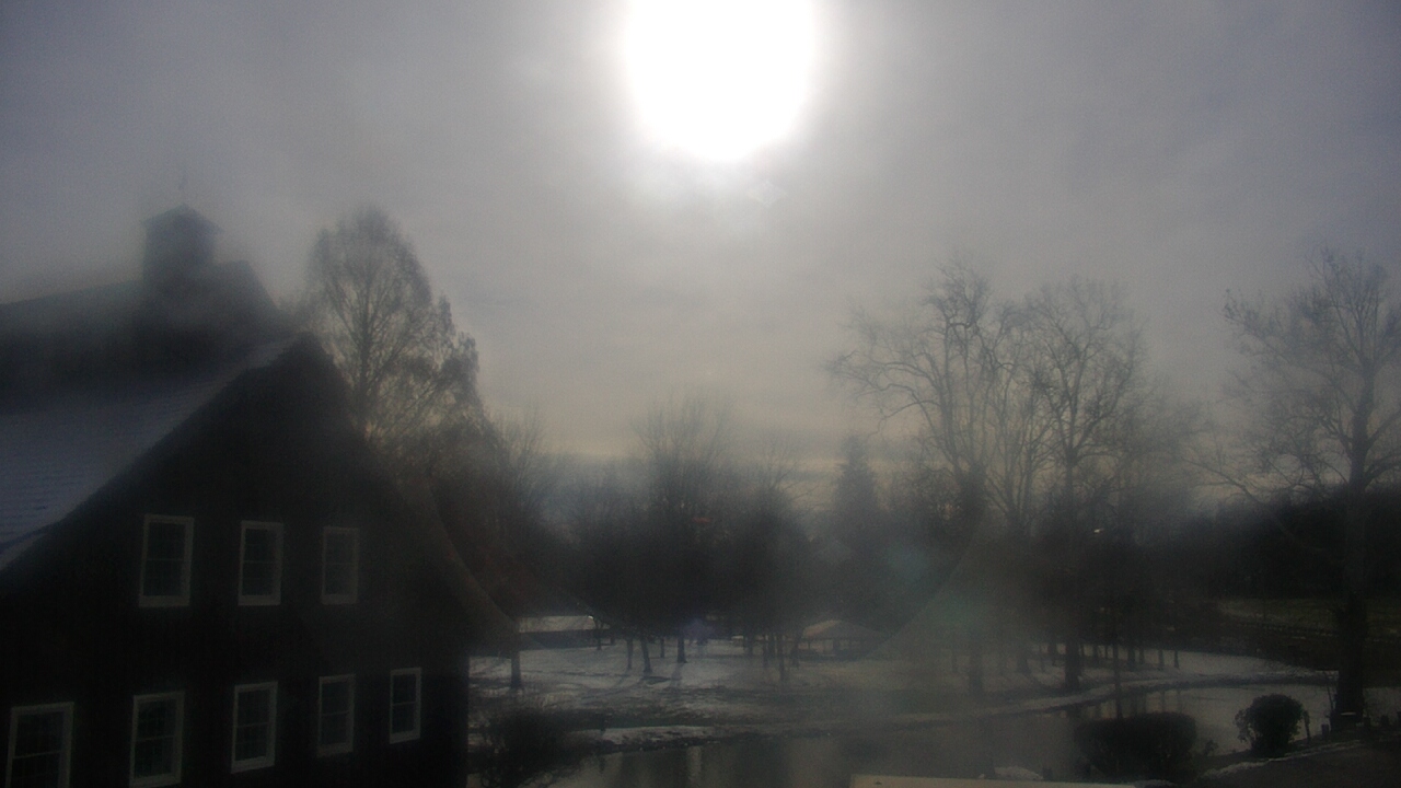 Thumbnail for current weather camera view from Velvet Ice Cream in Utica, Ohio