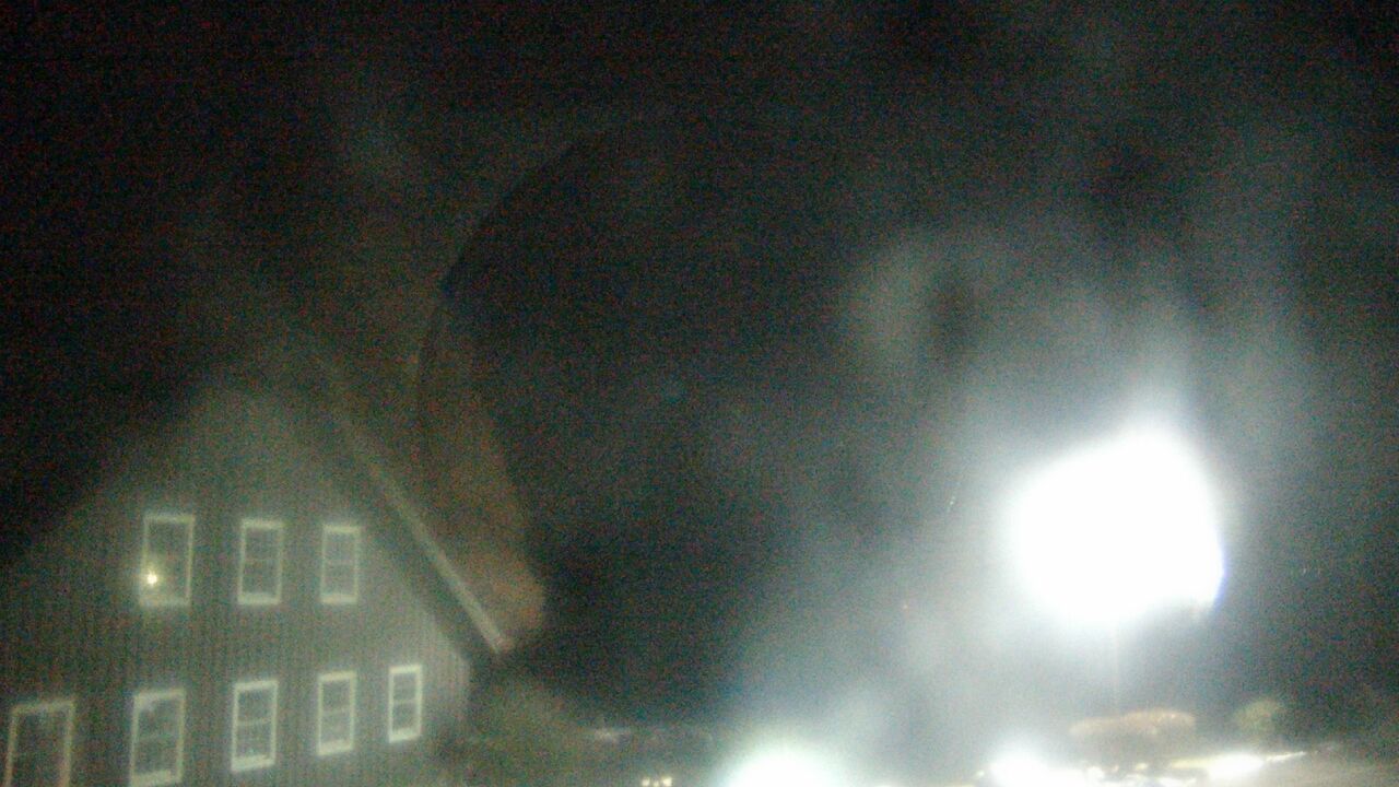 Thumbnail for current weather camera view from Velvet Ice Cream in Utica, Ohio