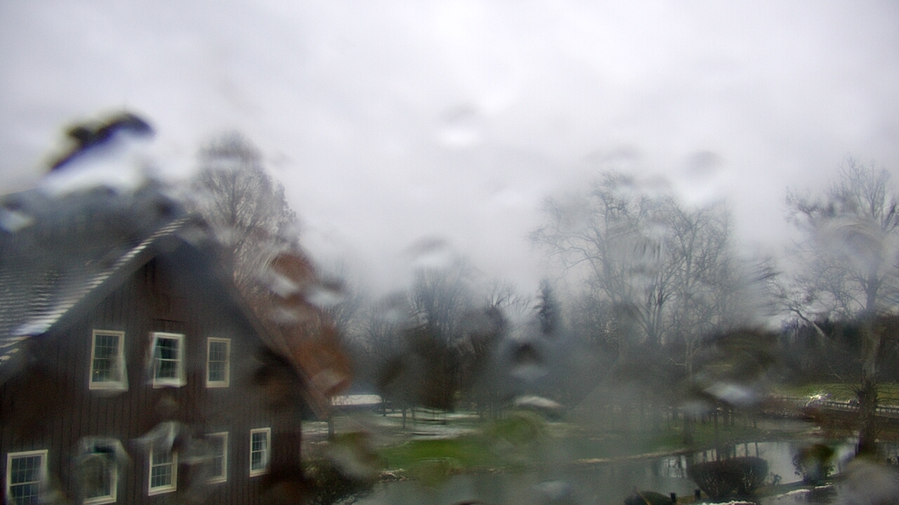 Thumbnail for current weather camera view from Velvet Ice Cream in Utica, Ohio