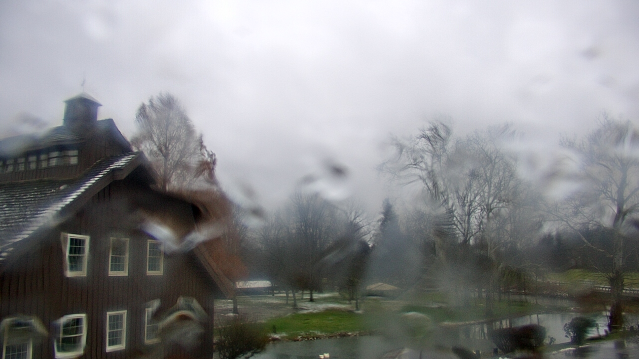 Thumbnail for current weather camera view from Velvet Ice Cream in Utica, Ohio