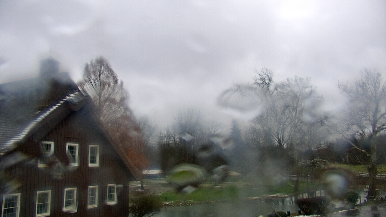 Thumbnail for current weather camera view from Velvet Ice Cream in Utica, Ohio