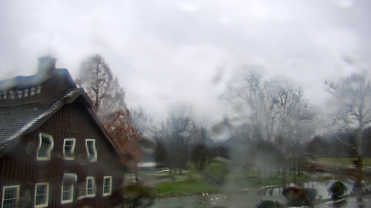 Thumbnail for current weather camera view from Velvet Ice Cream in Utica, Ohio