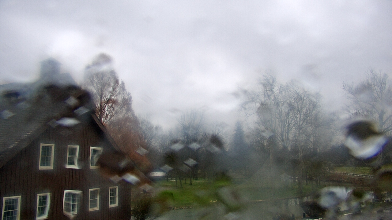 Thumbnail for current weather camera view from Velvet Ice Cream in Utica, Ohio