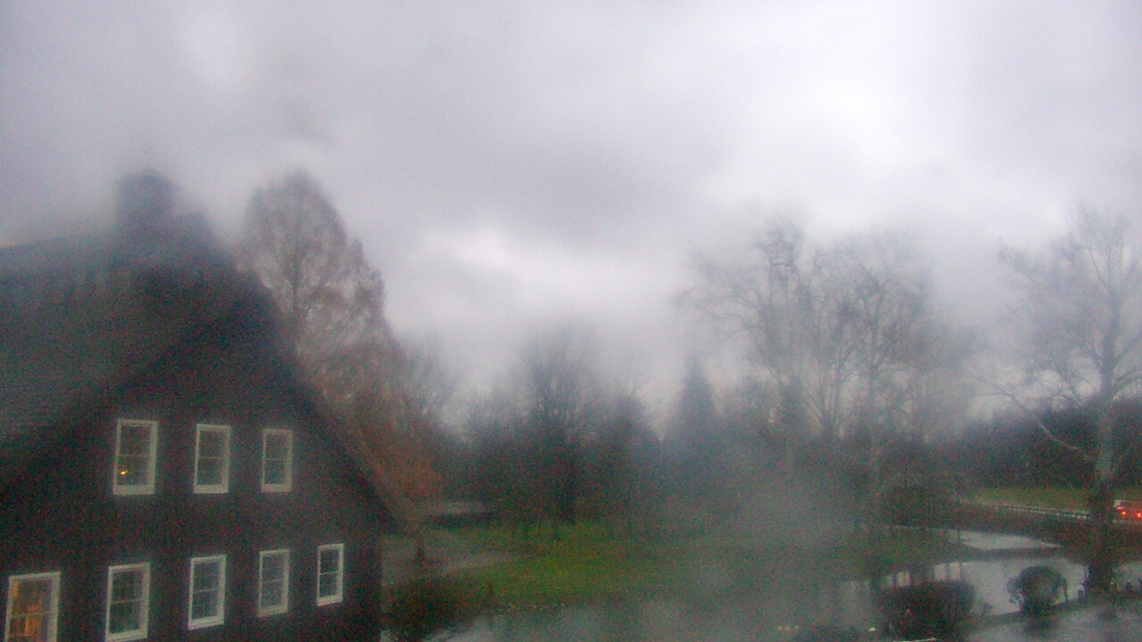 Thumbnail for current weather camera view from Velvet Ice Cream in Utica, Ohio