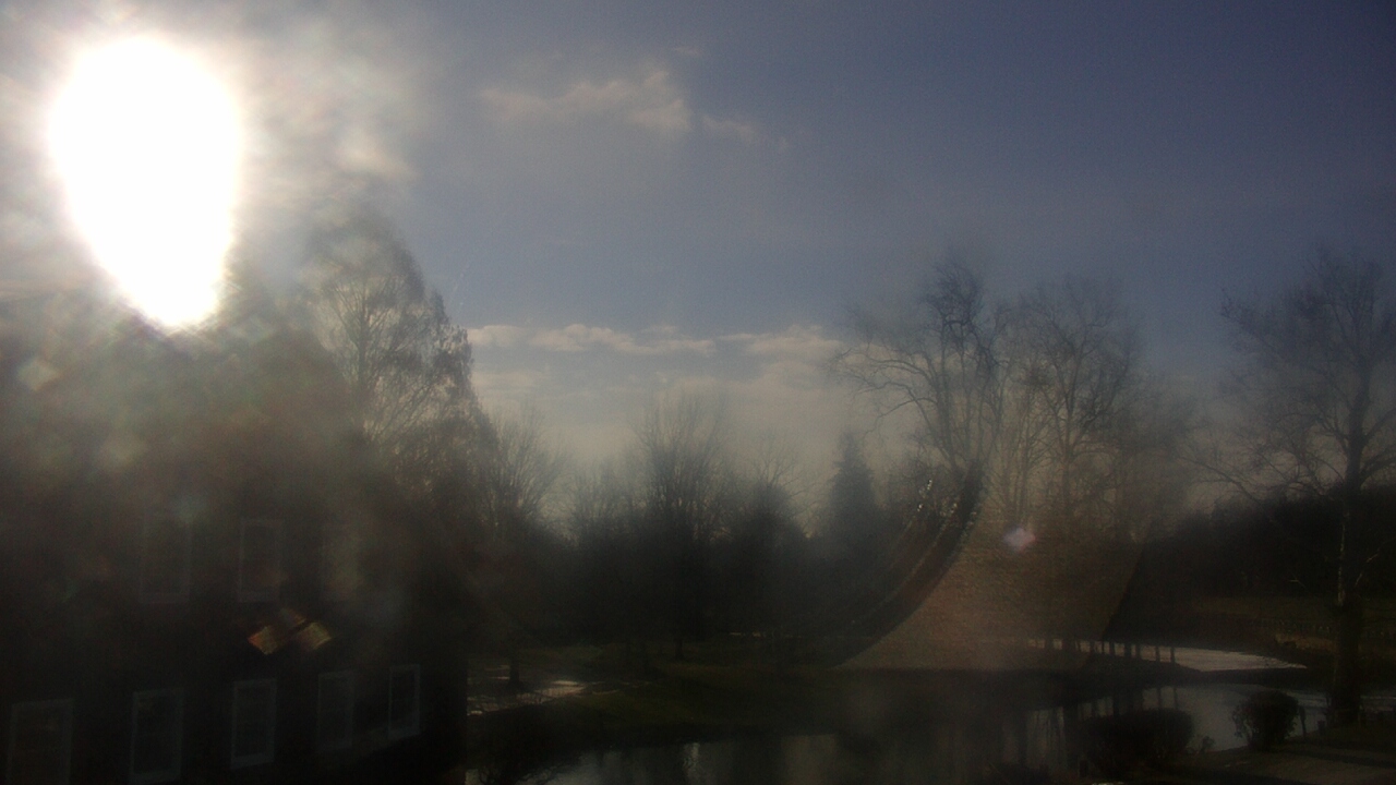 Thumbnail for current weather camera view from Velvet Ice Cream in Utica, Ohio