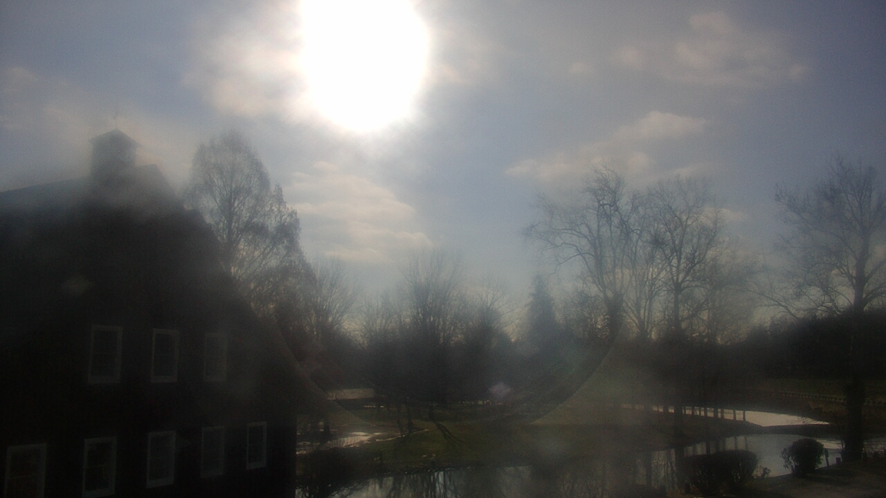 Thumbnail for current weather camera view from Velvet Ice Cream in Utica, Ohio