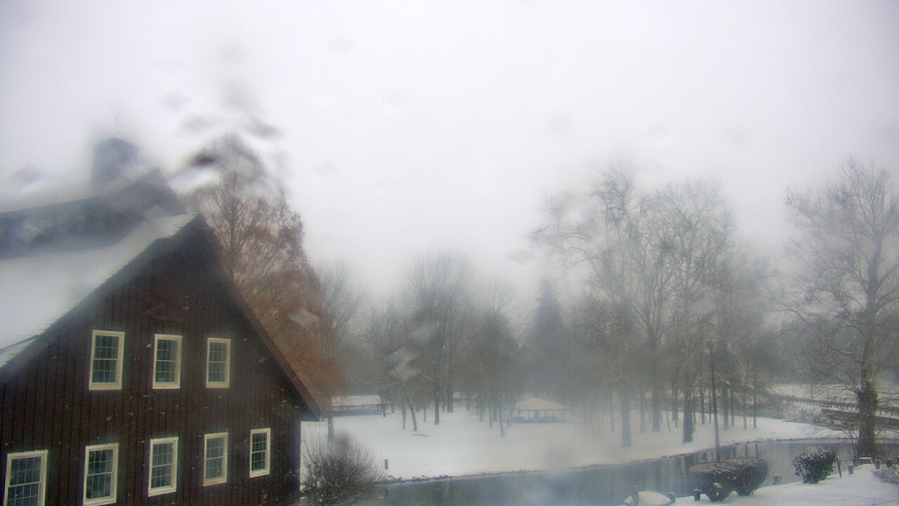 Thumbnail for current weather camera view from Velvet Ice Cream in Utica, Ohio