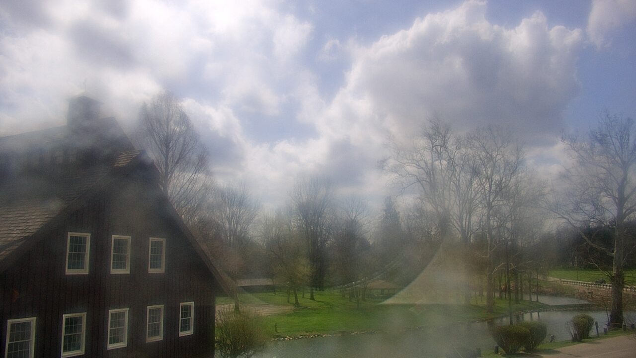 Thumbnail for current weather camera view from Velvet Ice Cream in Utica, Ohio