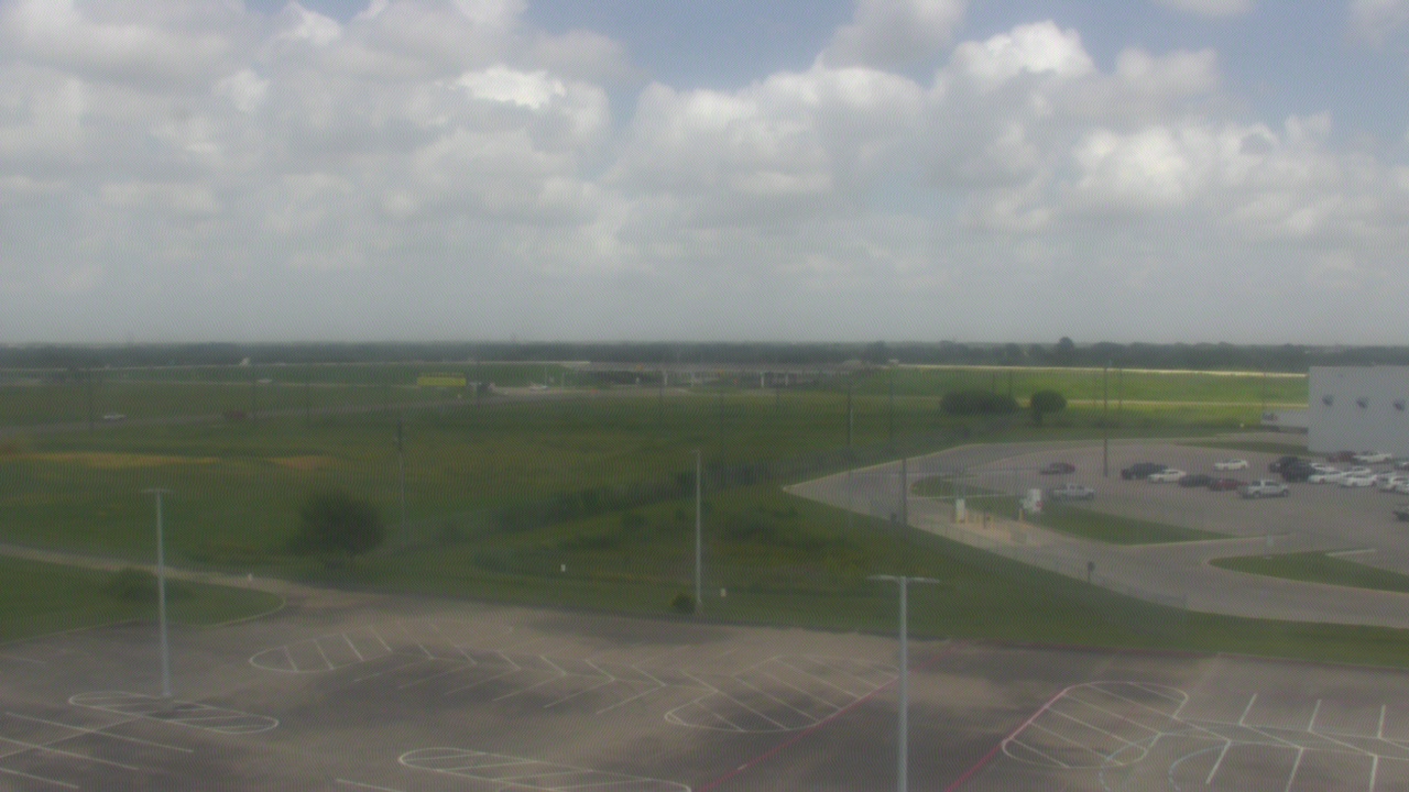 Thumbnail for current weather camera view from Victoria College Emerging Technology Complex in Victoria, Texas