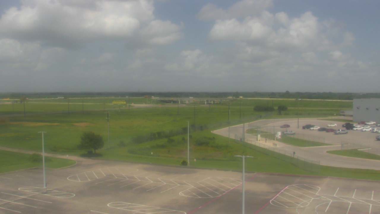 Thumbnail for current weather camera view from Victoria College Emerging Technology Complex in Victoria, Texas