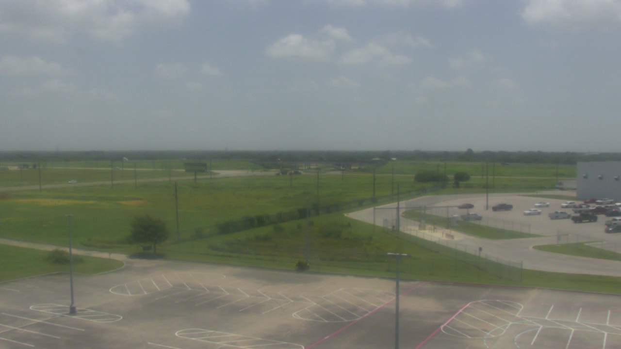 Thumbnail for current weather camera view from Victoria College Emerging Technology Complex in Victoria, Texas