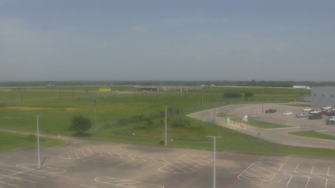 Thumbnail for current weather camera view from Victoria College Emerging Technology Complex in Victoria, Texas