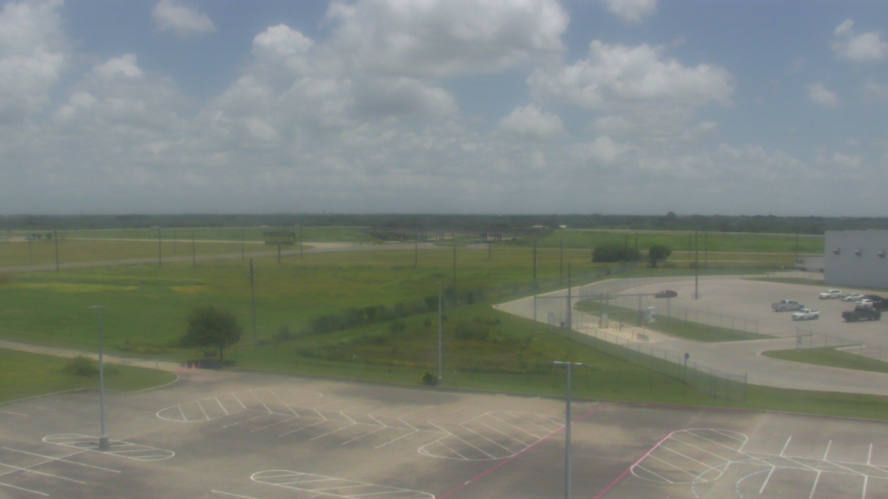 Thumbnail for current weather camera view from Victoria College Emerging Technology Complex in Victoria, Texas