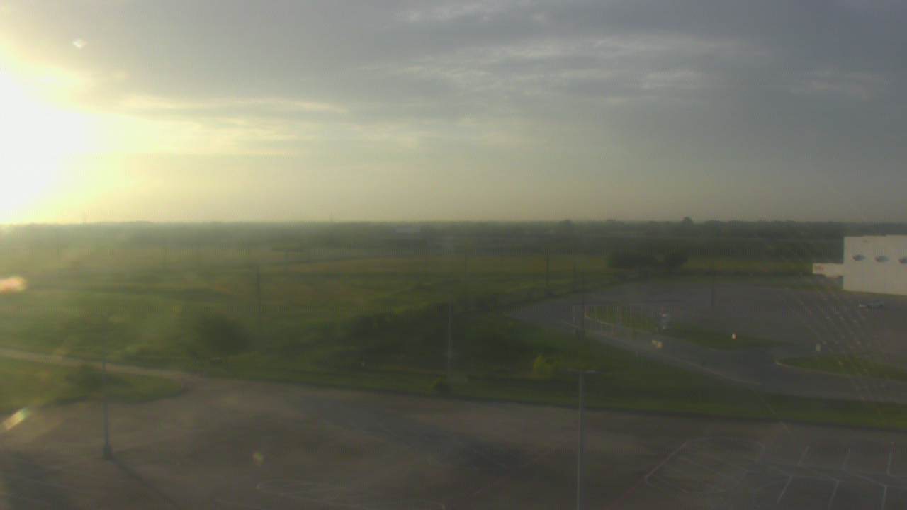 Thumbnail for current weather camera view from Victoria College Emerging Technology Complex in Victoria, Texas