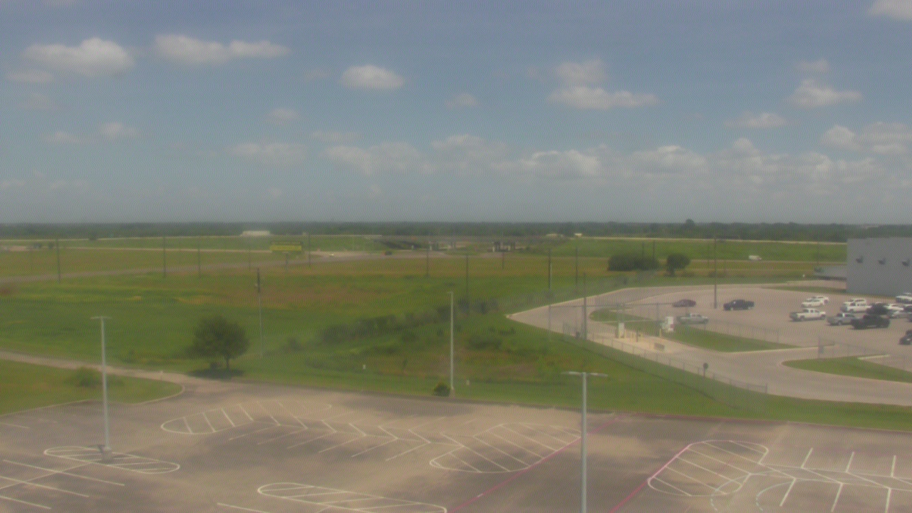 Thumbnail for current weather camera view from Victoria College Emerging Technology Complex in Victoria, Texas