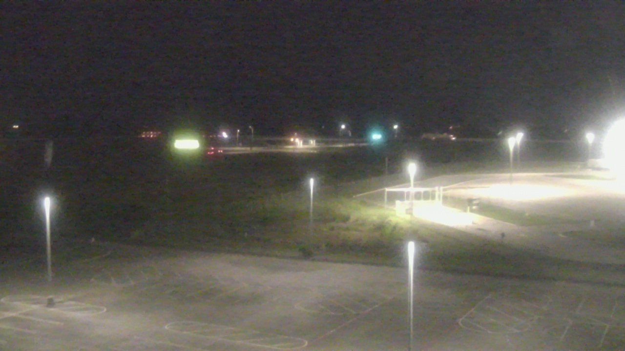 Thumbnail for current weather camera view from Victoria College Emerging Technology Complex in Victoria, Texas