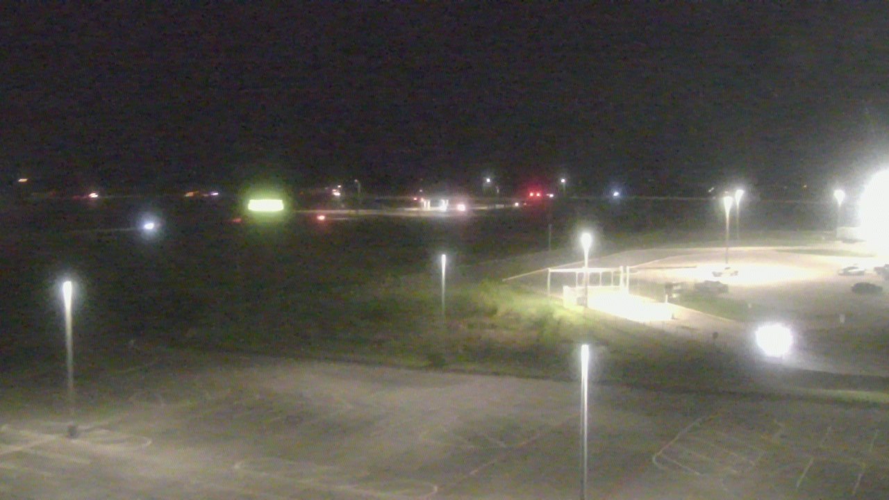 Thumbnail for current weather camera view from Victoria College Emerging Technology Complex in Victoria, Texas