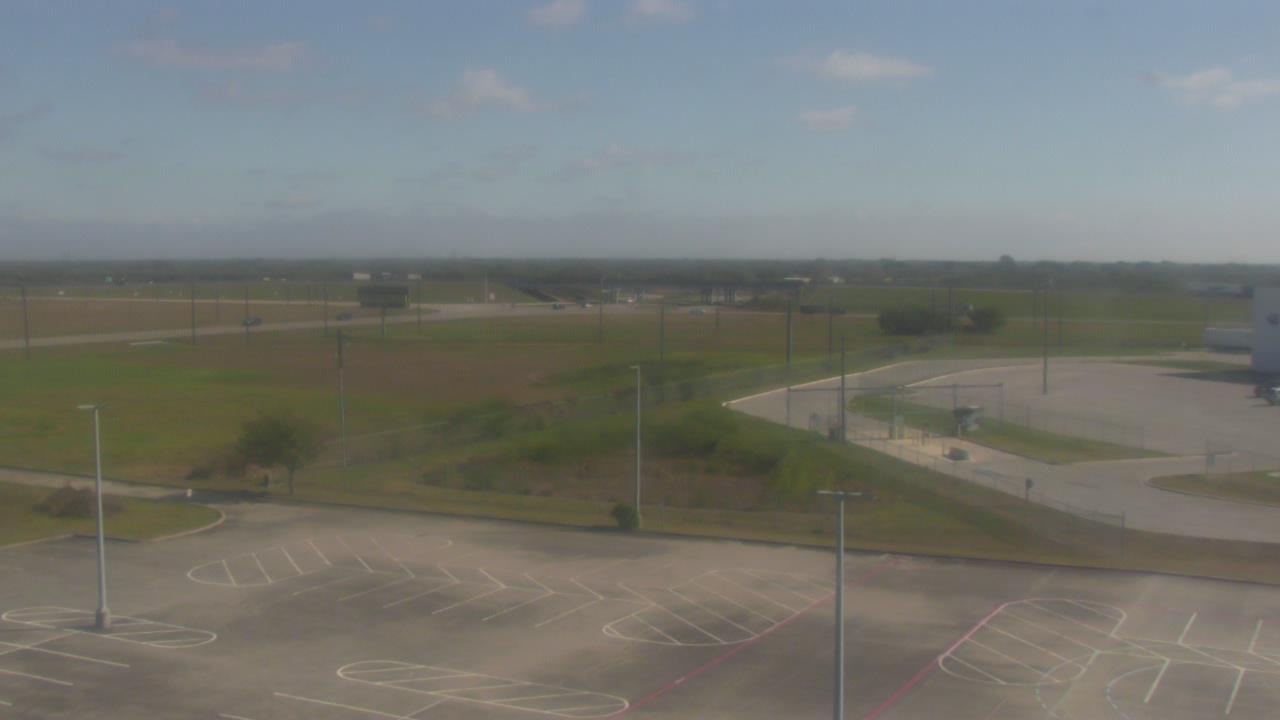 Thumbnail for current weather camera view from Victoria College Emerging Technology Complex in Victoria, Texas