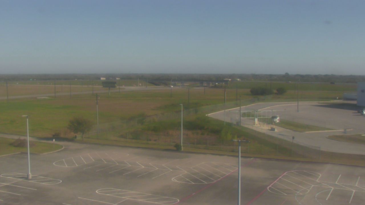 Thumbnail for current weather camera view from Victoria College Emerging Technology Complex in Victoria, Texas