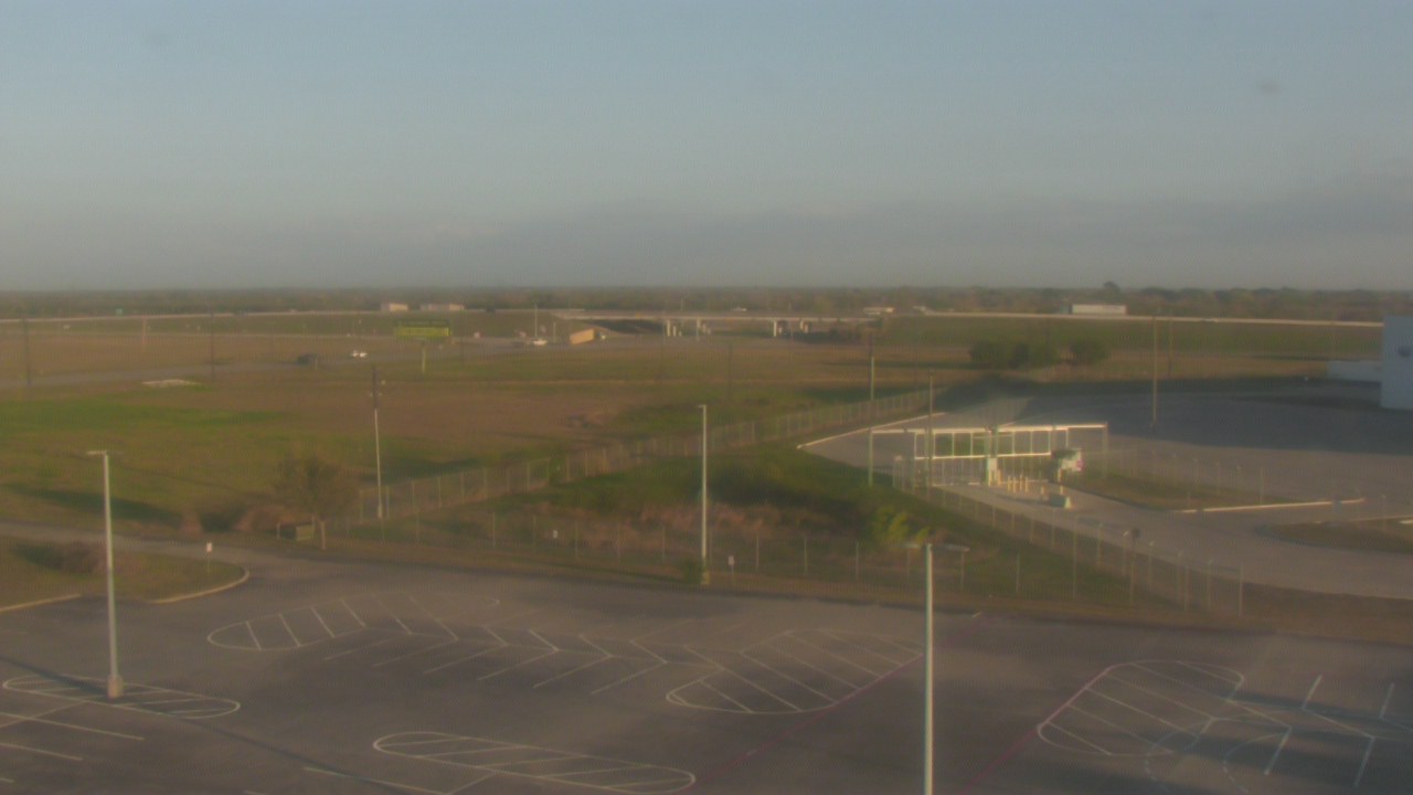 Thumbnail for current weather camera view from Victoria College Emerging Technology Complex in Victoria, Texas