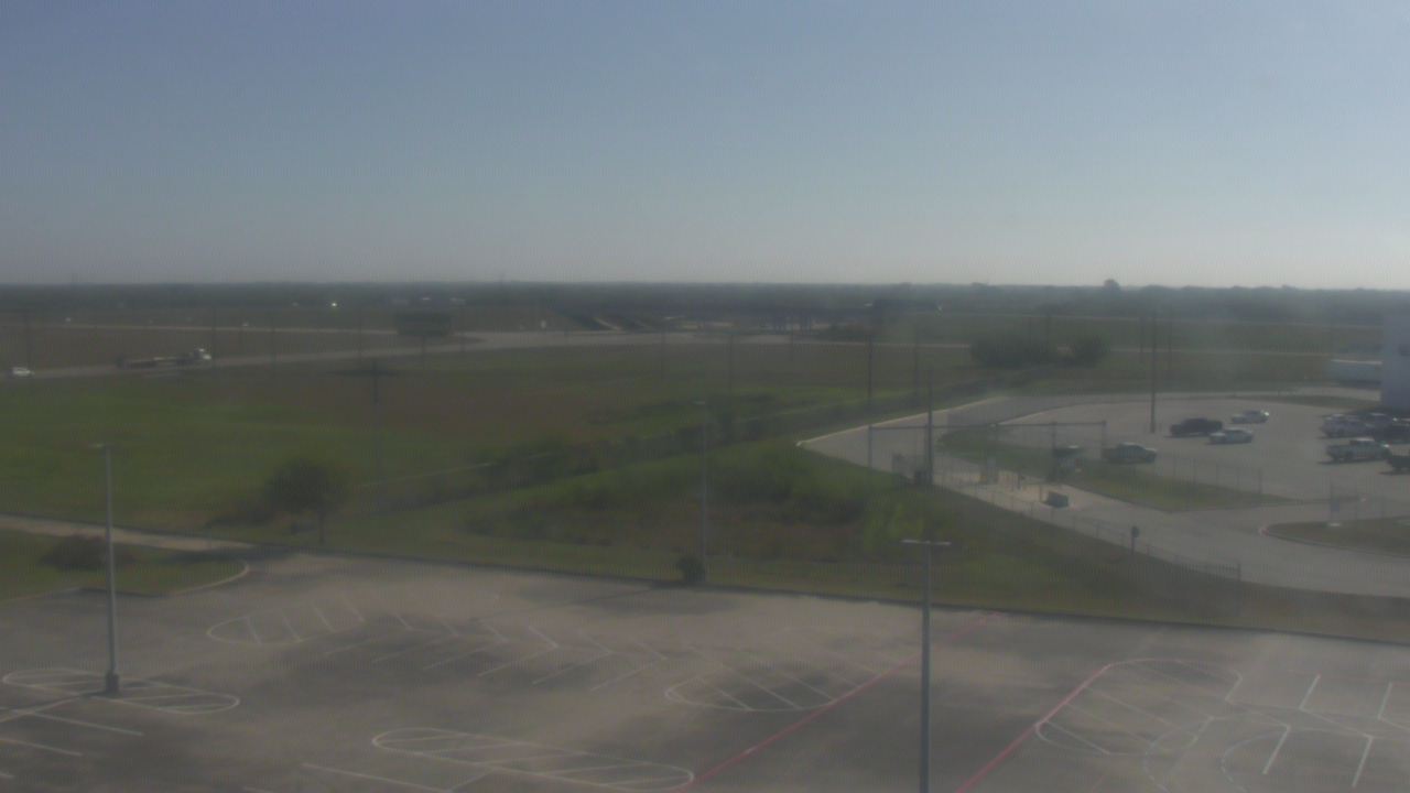 Thumbnail for current weather camera view from Victoria College Emerging Technology Complex in Victoria, Texas