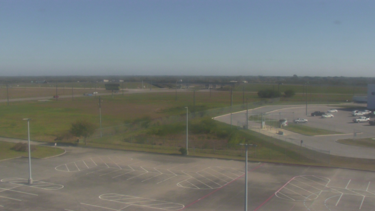 Thumbnail for current weather camera view from Victoria College Emerging Technology Complex in Victoria, Texas