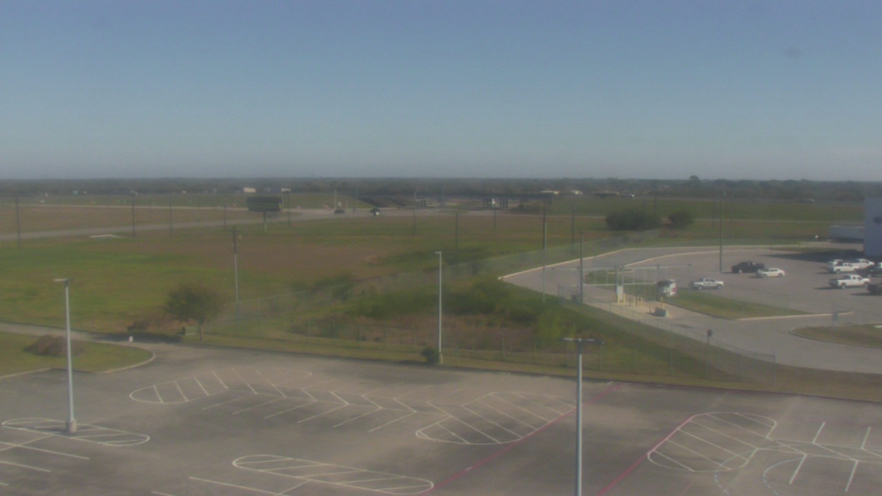 Thumbnail for current weather camera view from Victoria College Emerging Technology Complex in Victoria, Texas