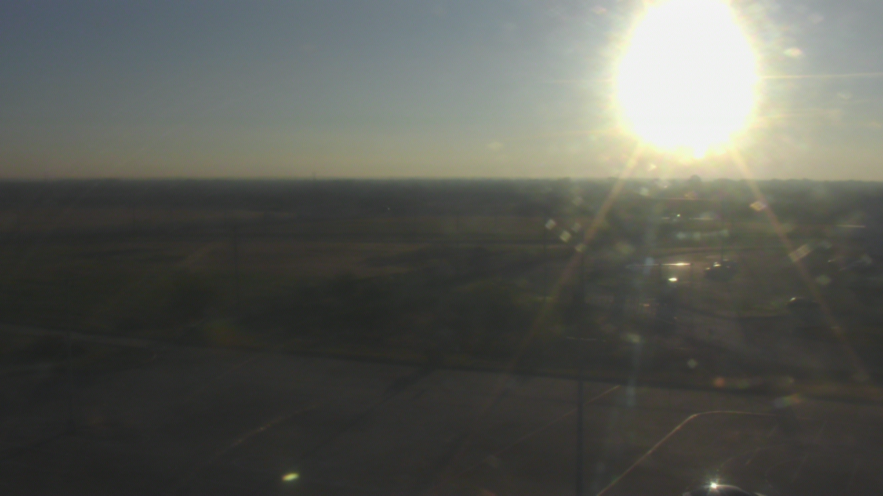 Thumbnail for current weather camera view from Victoria College Emerging Technology Complex in Victoria, Texas