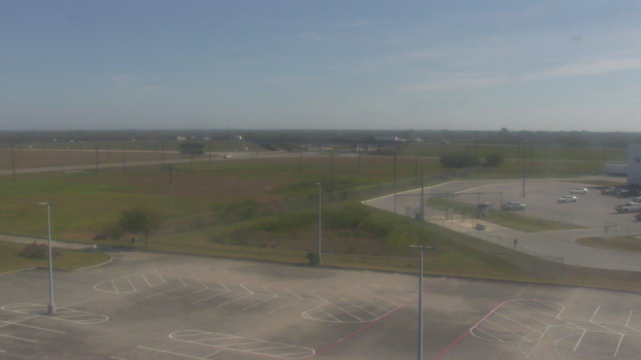 Thumbnail for current weather camera view from Victoria College Emerging Technology Complex in Victoria, Texas