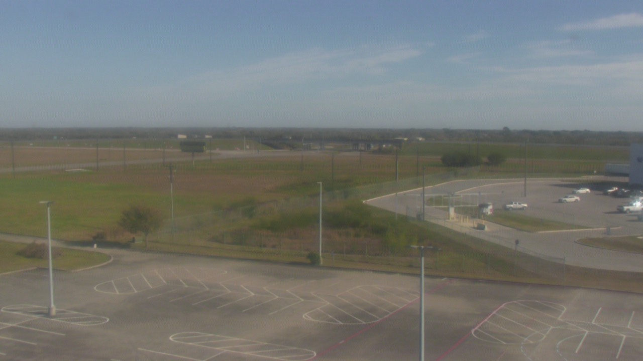 Thumbnail for current weather camera view from Victoria College Emerging Technology Complex in Victoria, Texas