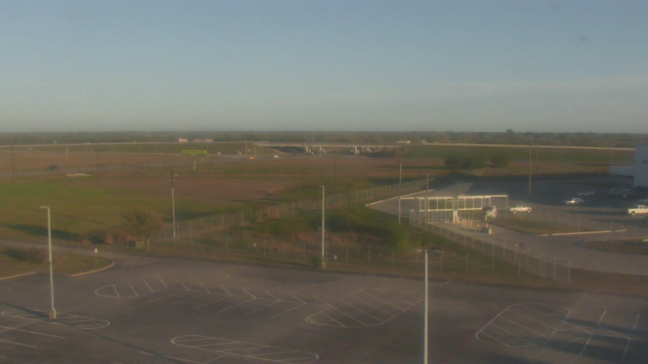 Thumbnail for current weather camera view from Victoria College Emerging Technology Complex in Victoria, Texas