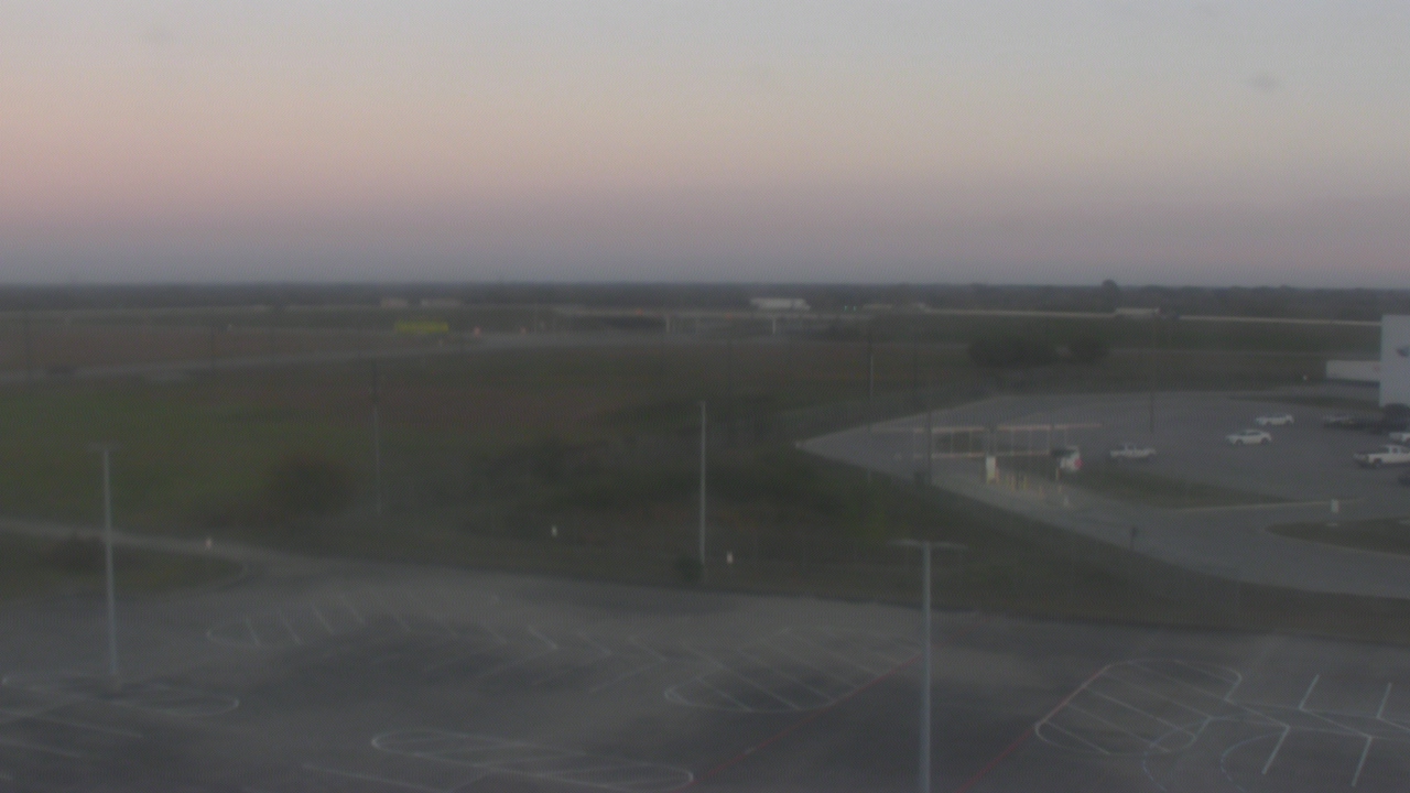 Thumbnail for current weather camera view from Victoria College Emerging Technology Complex in Victoria, Texas