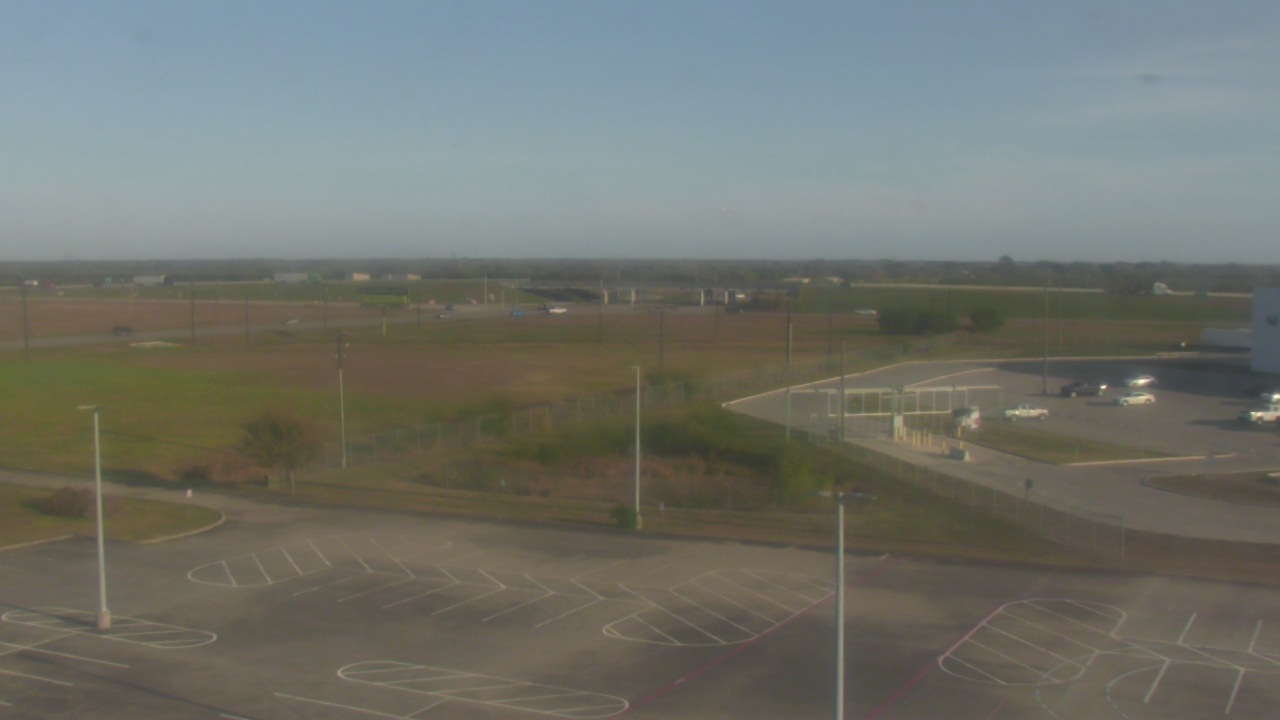 Thumbnail for current weather camera view from Victoria College Emerging Technology Complex in Victoria, Texas
