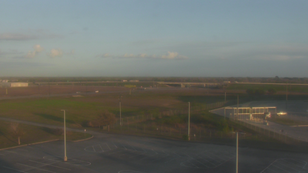 Thumbnail for current weather camera view from Victoria College Emerging Technology Complex in Victoria, Texas