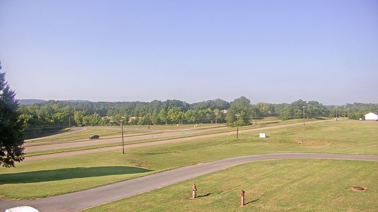 Thumbnail for current weather camera view from Volunteer High School in Church Hill, Tennessee