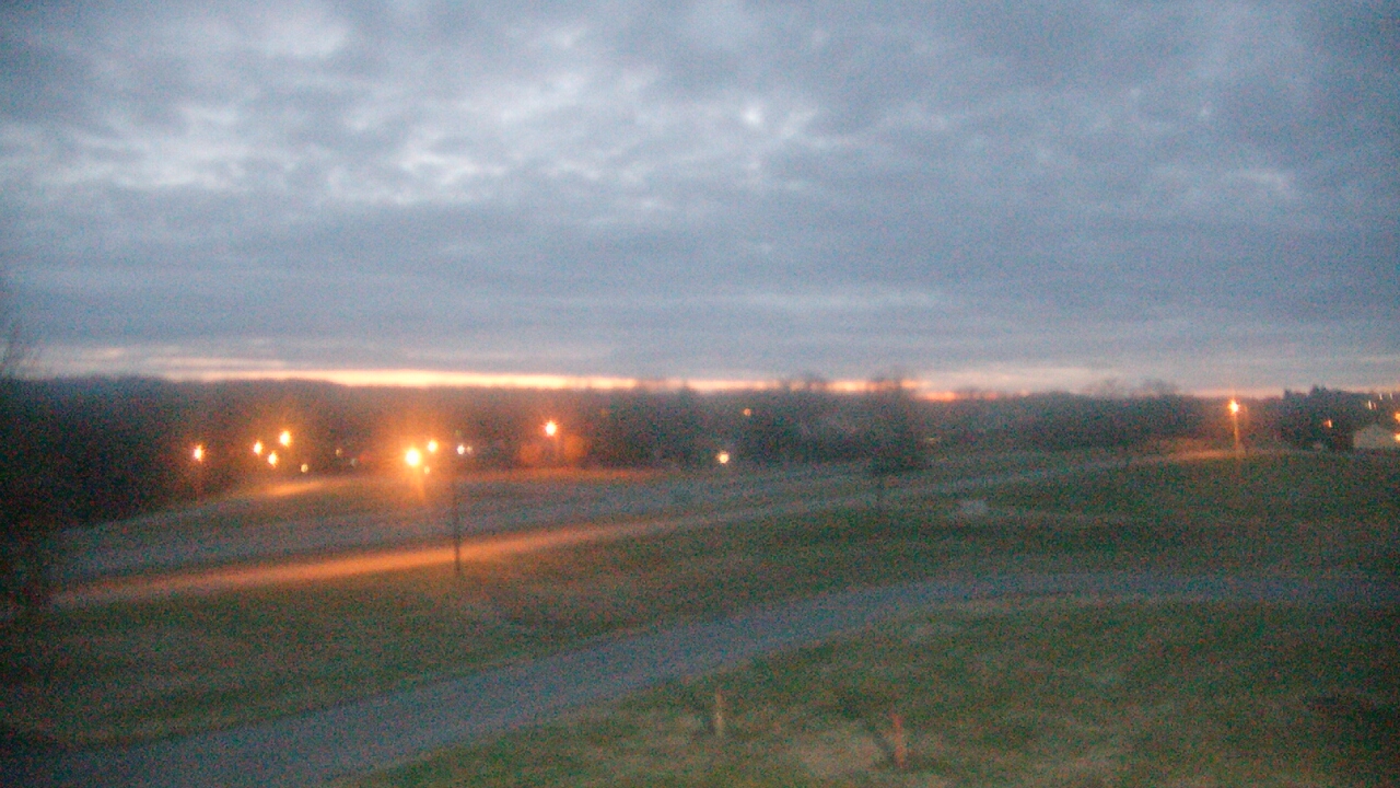 Thumbnail for current weather camera view from Volunteer High School in Church Hill, Tennessee