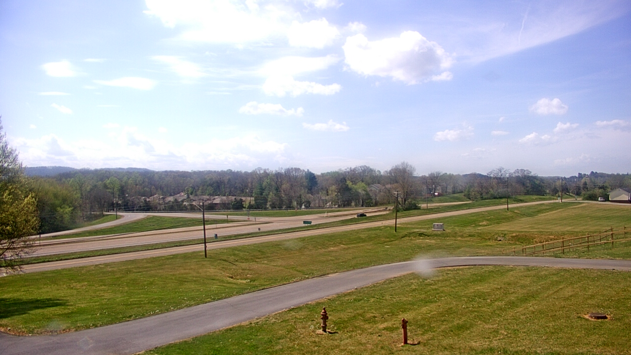 Thumbnail for current weather camera view from Volunteer High School in Church Hill, Tennessee