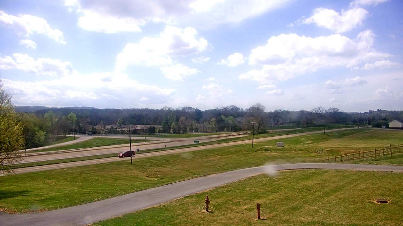 Thumbnail for current weather camera view from Volunteer High School in Church Hill, Tennessee