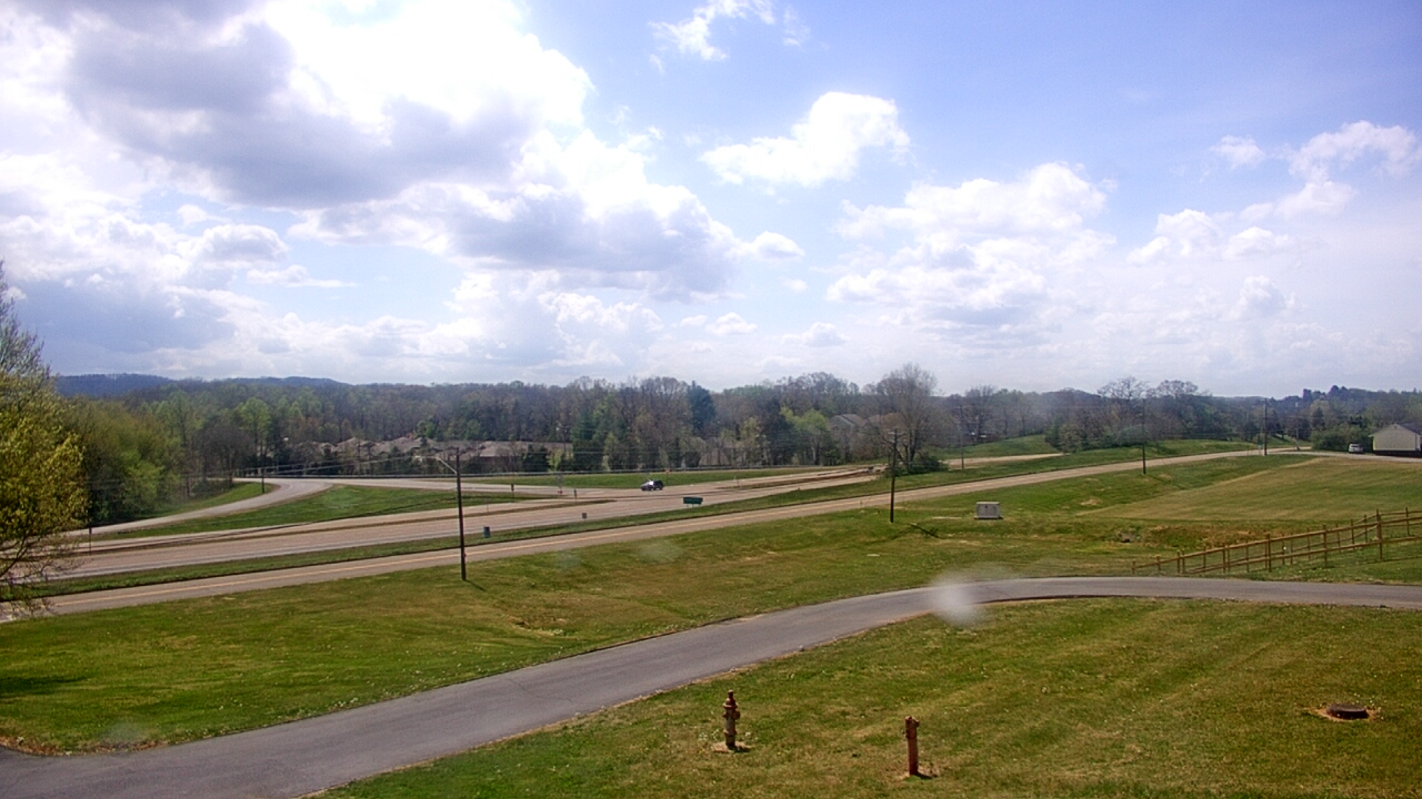 Thumbnail for current weather camera view from Volunteer High School in Church Hill, Tennessee