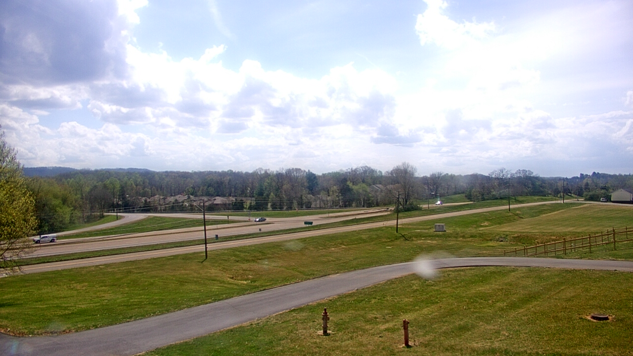 Thumbnail for current weather camera view from Volunteer High School in Church Hill, Tennessee