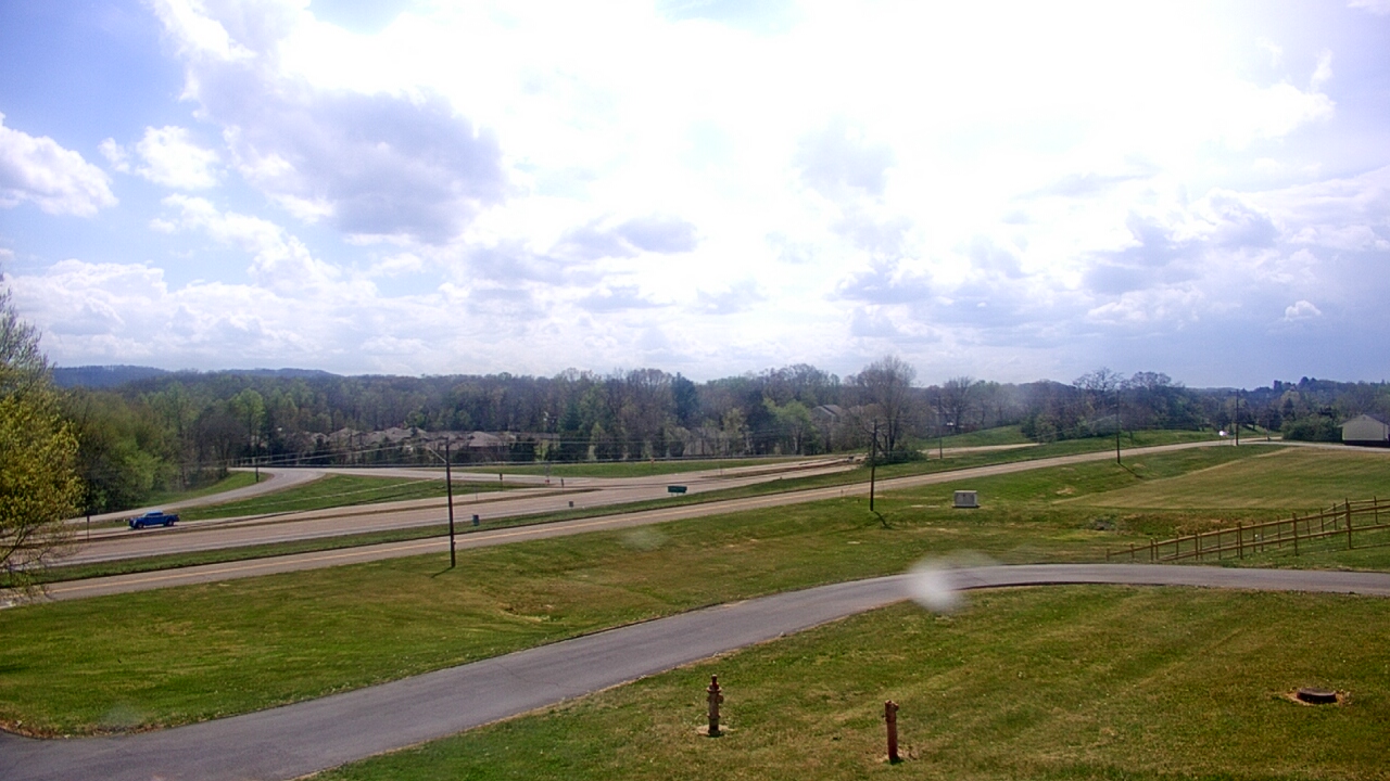 Thumbnail for current weather camera view from Volunteer High School in Church Hill, Tennessee