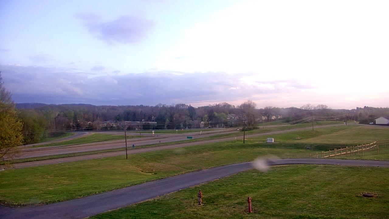 Thumbnail for current weather camera view from Volunteer High School in Church Hill, Tennessee