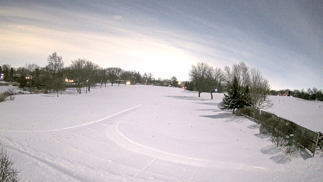 Thumbnail for current weather camera view from Village Links of Glen Ellyn in Glen Ellyn, Illinois