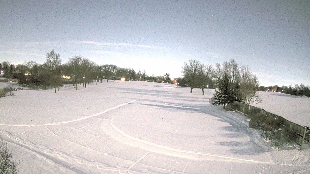 Thumbnail for current weather camera view from Village Links of Glen Ellyn in Glen Ellyn, Illinois