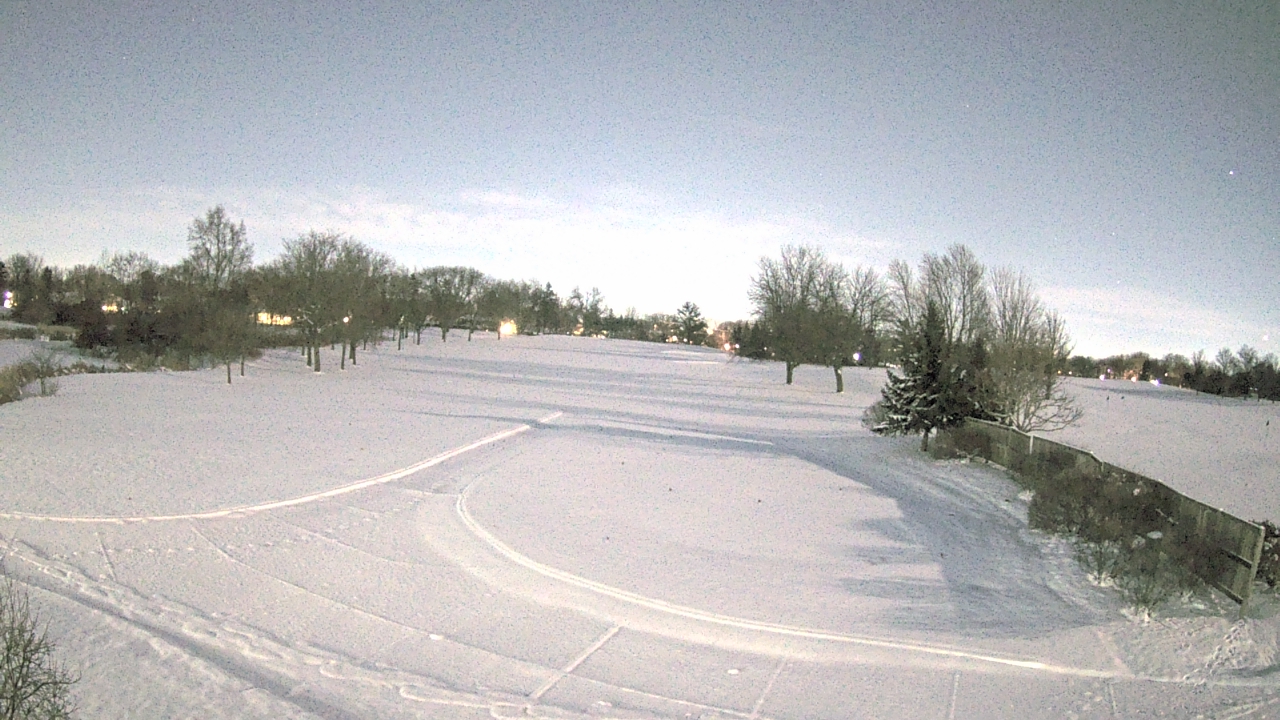 Thumbnail for current weather camera view from Village Links of Glen Ellyn in Glen Ellyn, Illinois